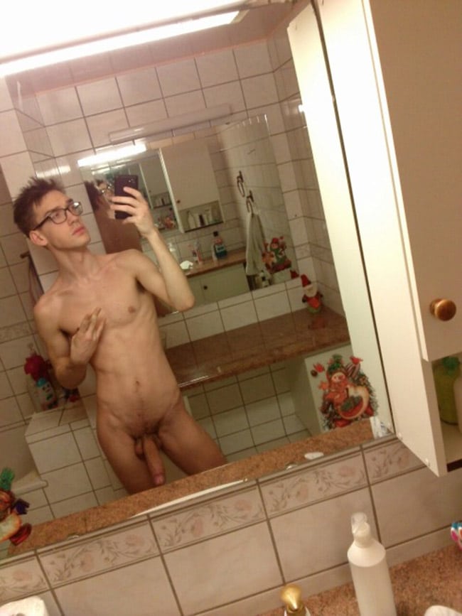 Nerdy Man Shows Cock In A Gay Pose Nude Man Cocks