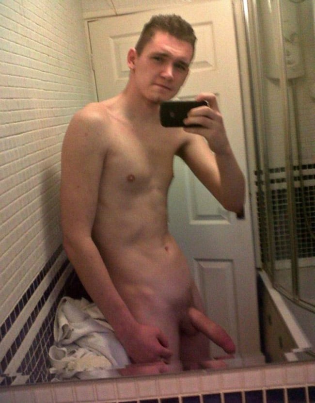 Thin Dude Shows A Massive Fat Penis Nude Man Cocks